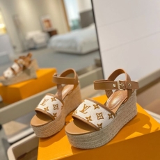 Louis Vuitton Sandals